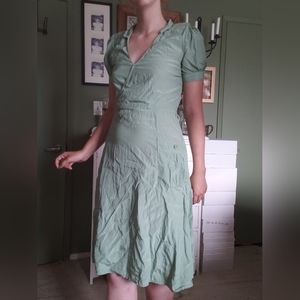1940s Style Reproduction Green Swing Dress with Pockets